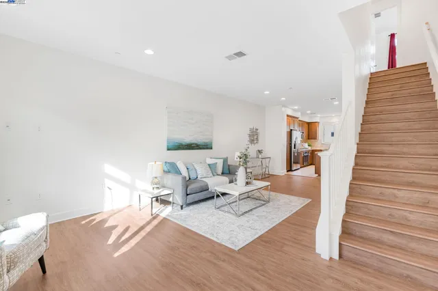 $1,025,000 | 5399 Iron Horse Parkway, Dublin, CA 94568