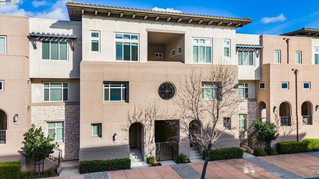 $1,025,000 | 5399 Iron Horse Parkway, Dublin, CA 94568