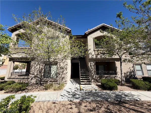 $1,250 | 8250 North Grand Canyon Drive, Unit 1170, Las Vegas, NV 89166
