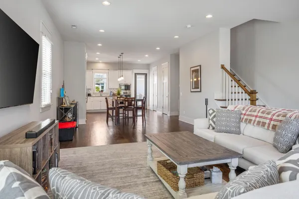 $950,000 | 691 Mariner Way, Unit 72, Chattanooga, TN 37402