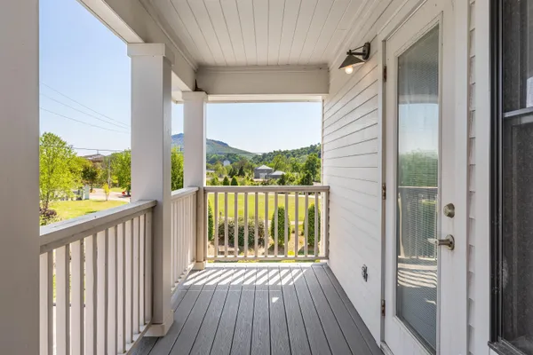 $950,000 | 691 Mariner Way, Unit 72, Chattanooga, TN 37402