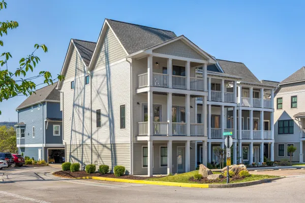 $950,000 | 691 Mariner Way, Unit 72, Chattanooga, TN 37402