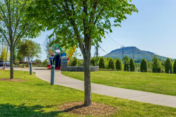 $950,000 | 691 Mariner Way, Unit 72, Chattanooga, TN 37402