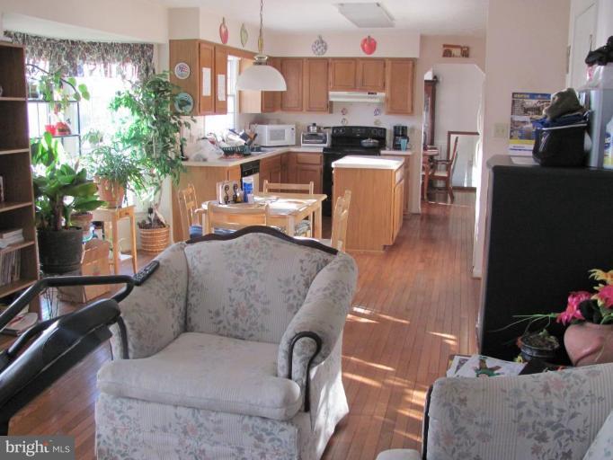 4513 Powder Mill Road Beltsville, MD 20705 - Photo 13 of 28 Kitchen