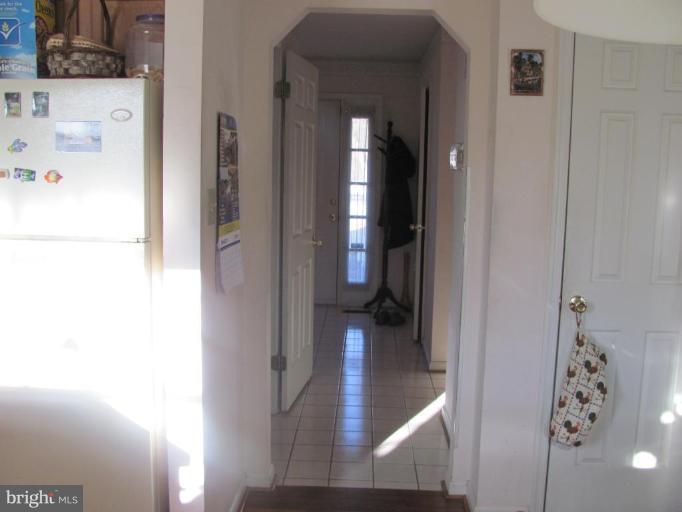 4513 Powder Mill Road Beltsville, MD 20705 - Photo 20 of 28 Entrance / Foyer