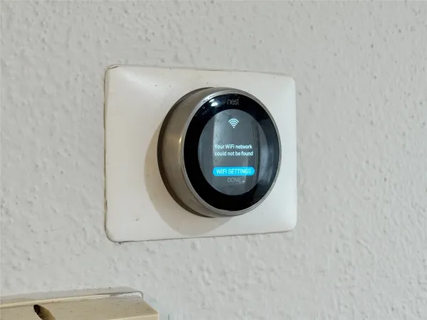 $119,800 | 2277 South Kirkwood Road, Unit 404, Houston, TX 77077