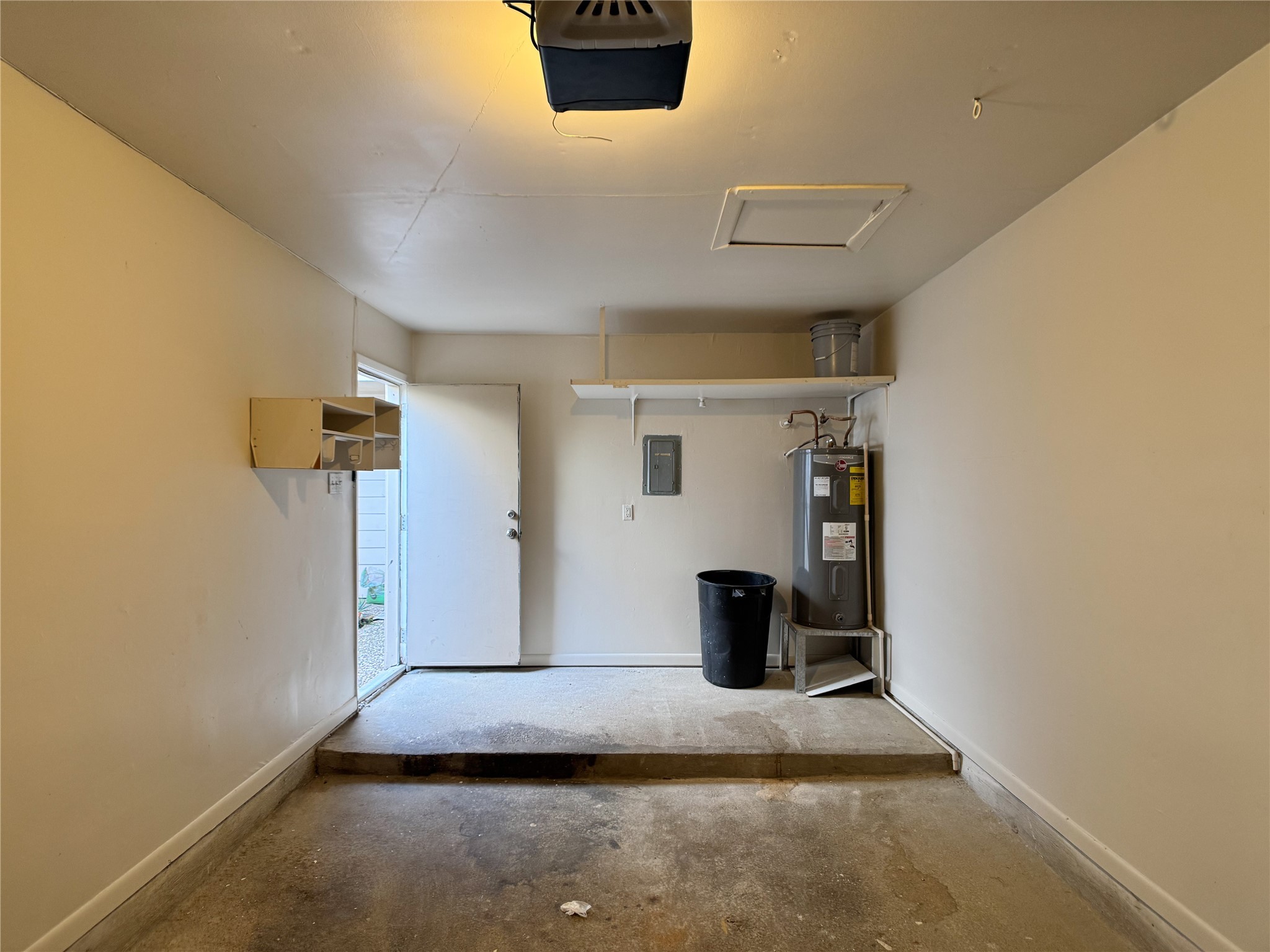 2277 South Kirkwood Road, Unit 404 Houston, TX 77077 - Photo 32 of 39 a view of water heater room