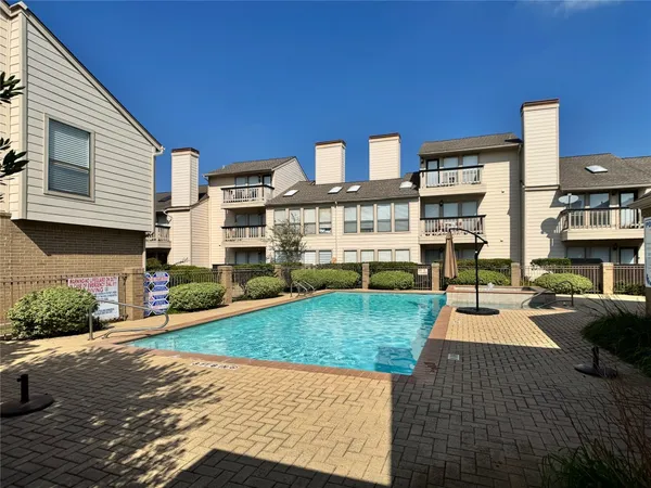 $119,800 | 2277 South Kirkwood Road, Unit 404, Houston, TX 77077