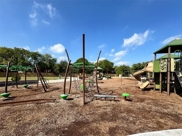 $119,800 | 2277 South Kirkwood Road, Unit 404, Houston, TX 77077