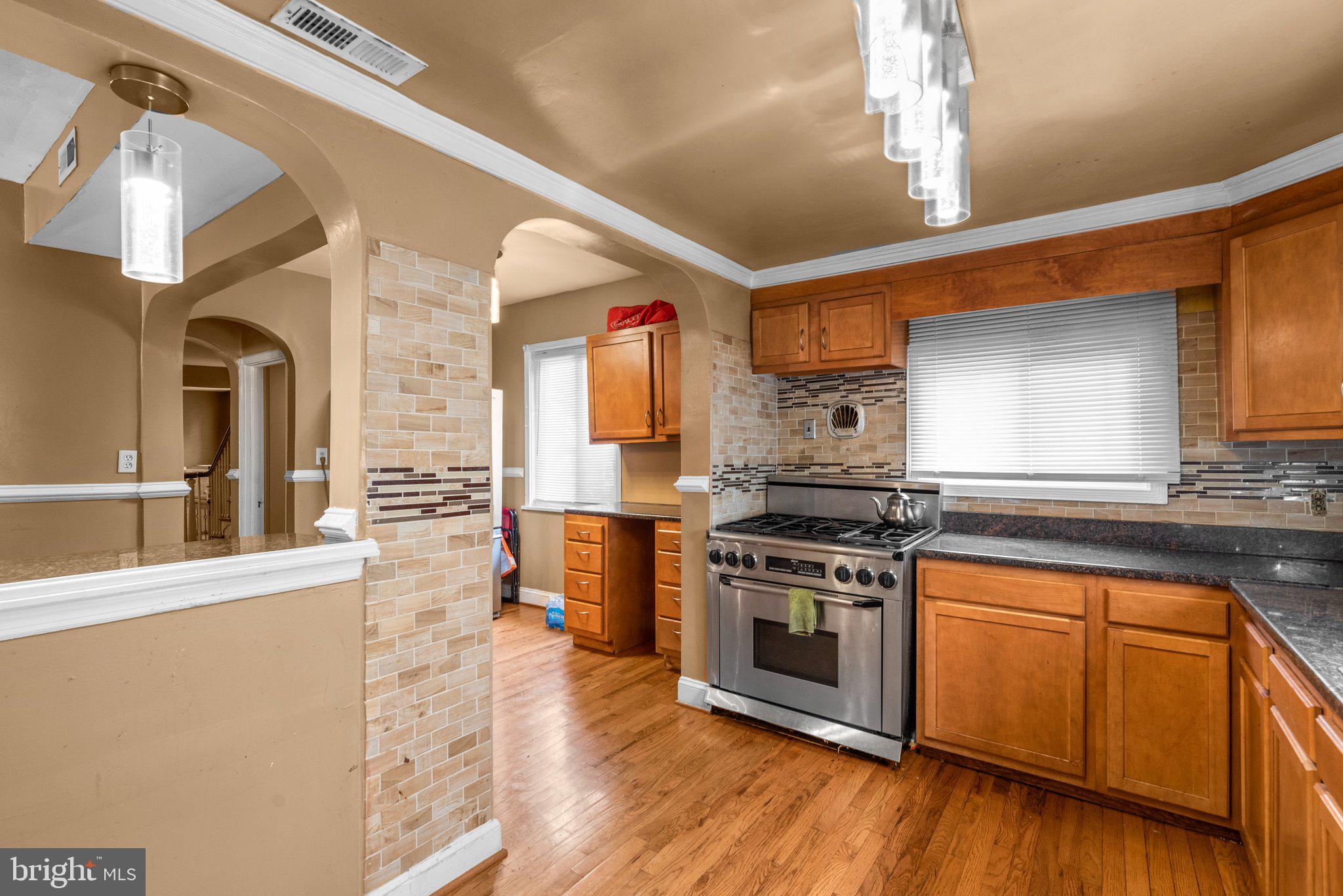 3405 Dennlyn Road Baltimore, MD 21215 - Photo 18 of 53