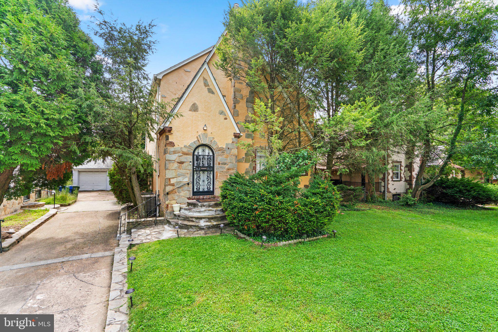 3405 Dennlyn Road Baltimore, MD 21215 - Photo 2 of 53