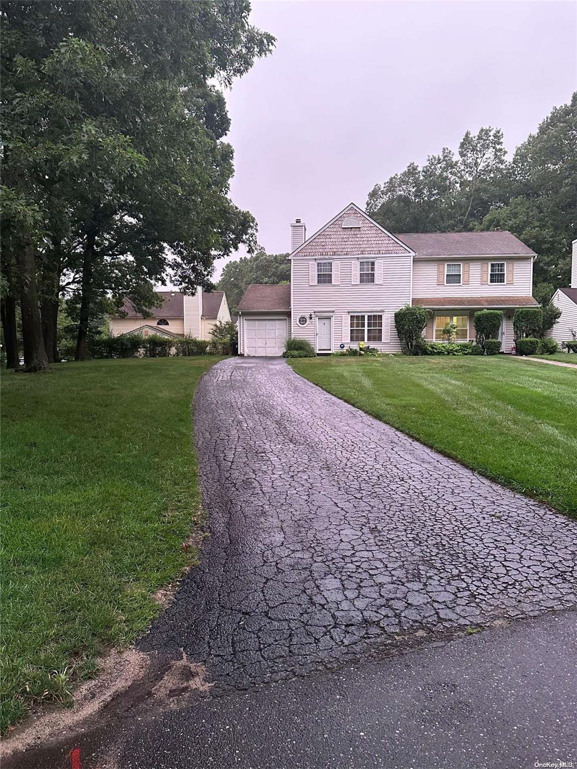 13 Raccoon Path, Unit 13 Coram, NY 11727 - Photo 1 of 1 Gallery Image 1
