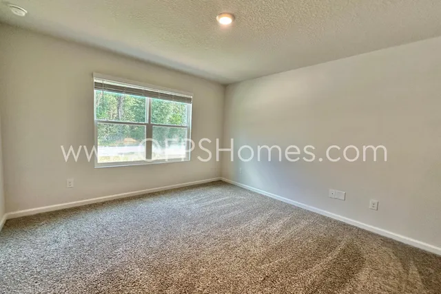 $1,750 | 3125 Van Day Way, Crestview, FL 32539