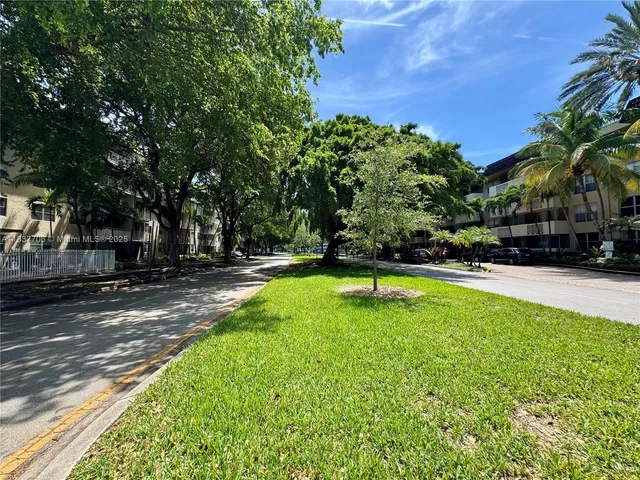 $445,000 | 11667 Northeast 18th Drive, Unit 11667, North Miami, FL 33181
