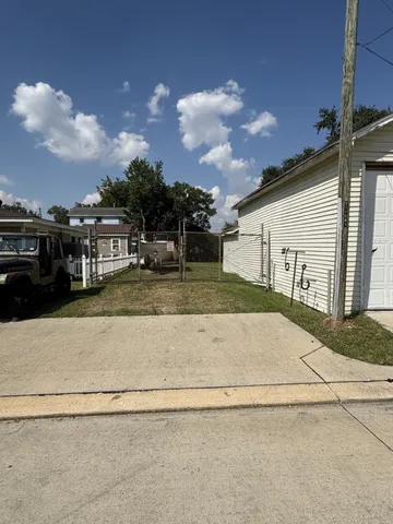 $220,000 | 6 Pine Bluff Street, La Porte, TX 77571