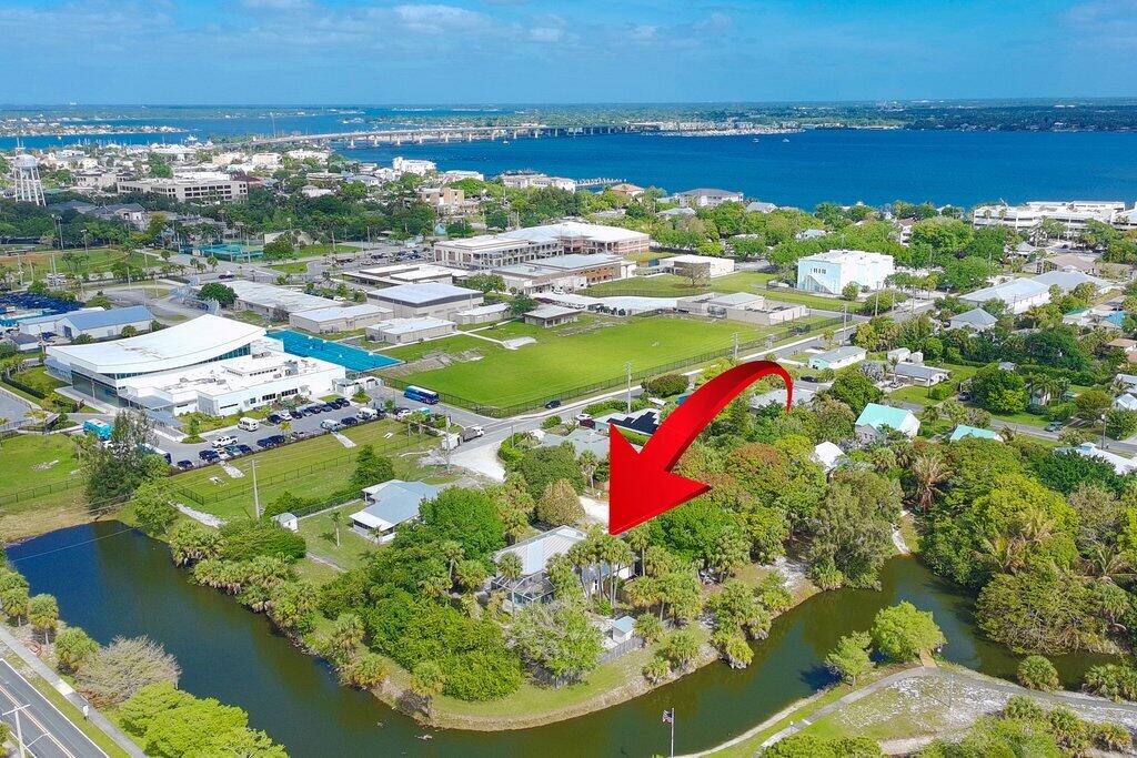 612 Southeast 6th Street Stuart, FL 34994 - Photo 14 of 50 aerial8.jpg-SMALL