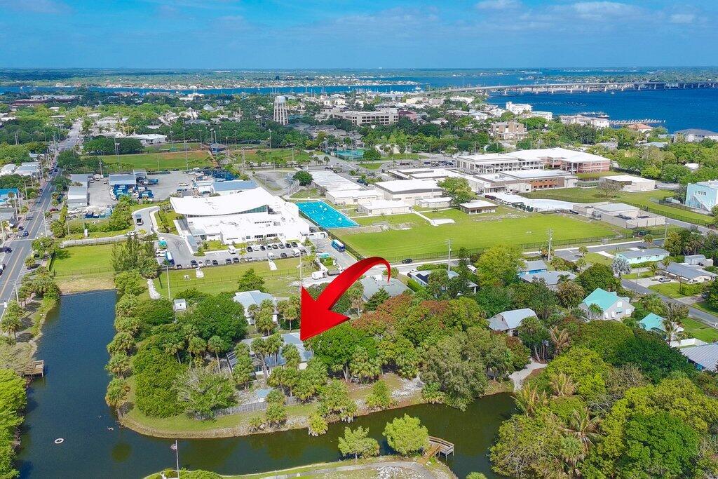 612 Southeast 6th Street Stuart, FL 34994 - Photo 16 of 50 aerial11.jpg-SMALL
