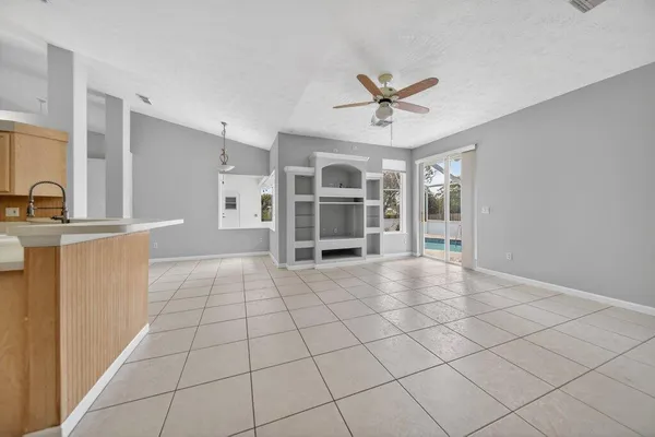$800,000 | 612 Southeast 6th Street, Stuart, FL 34994