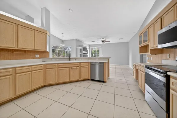 $800,000 | 612 Southeast 6th Street, Stuart, FL 34994