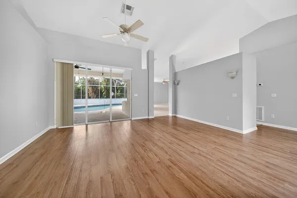 $800,000 | 612 Southeast 6th Street, Stuart, FL 34994