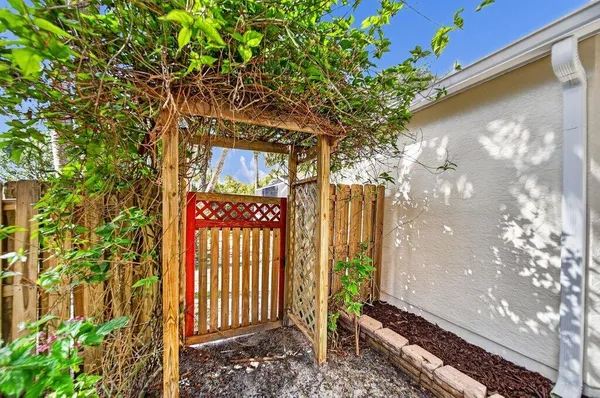 $800,000 | 612 Southeast 6th Street, Stuart, FL 34994
