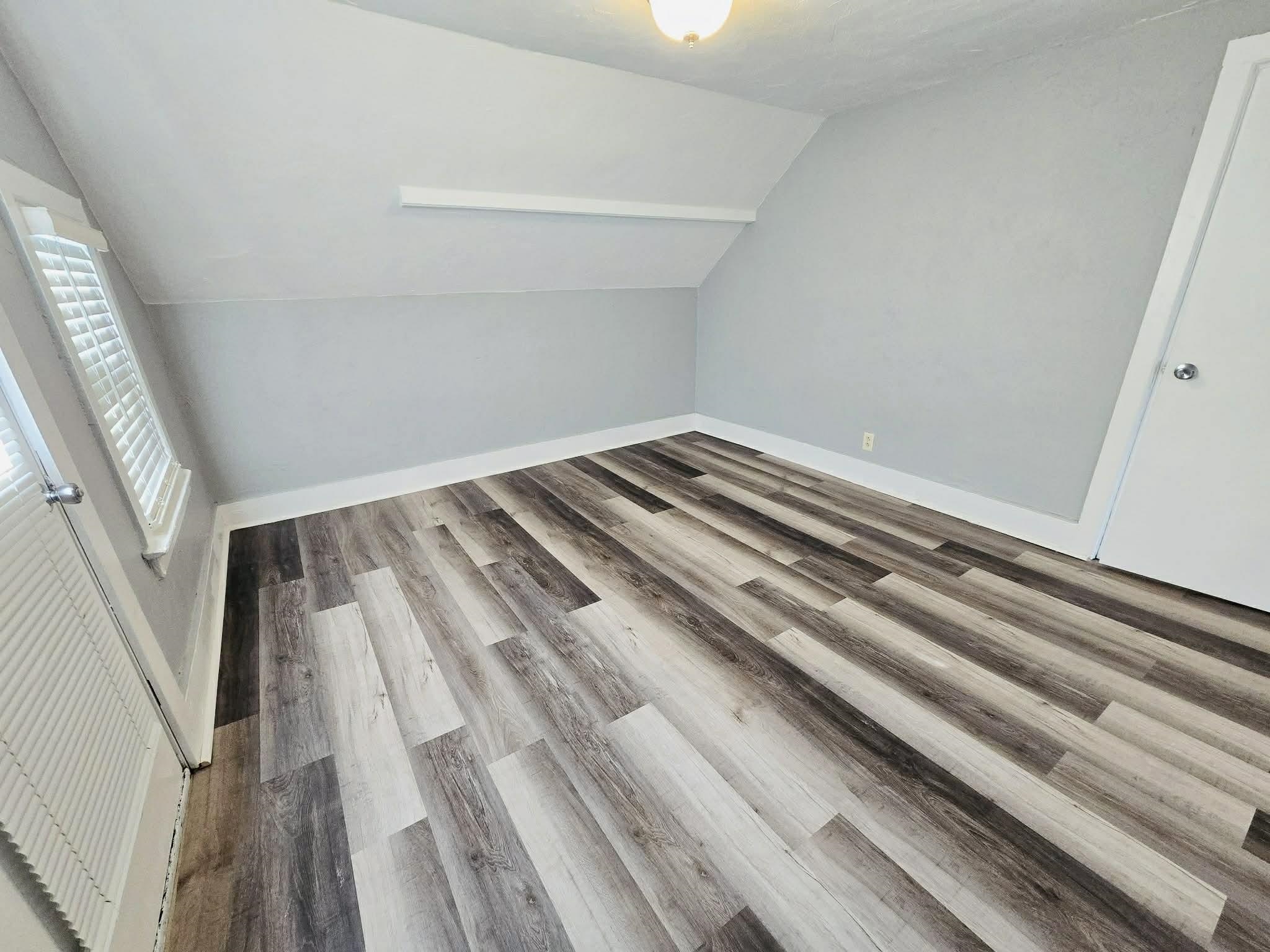 1135 Logan Avenue Sheboygan, WI 53083 - Photo 25 of 35