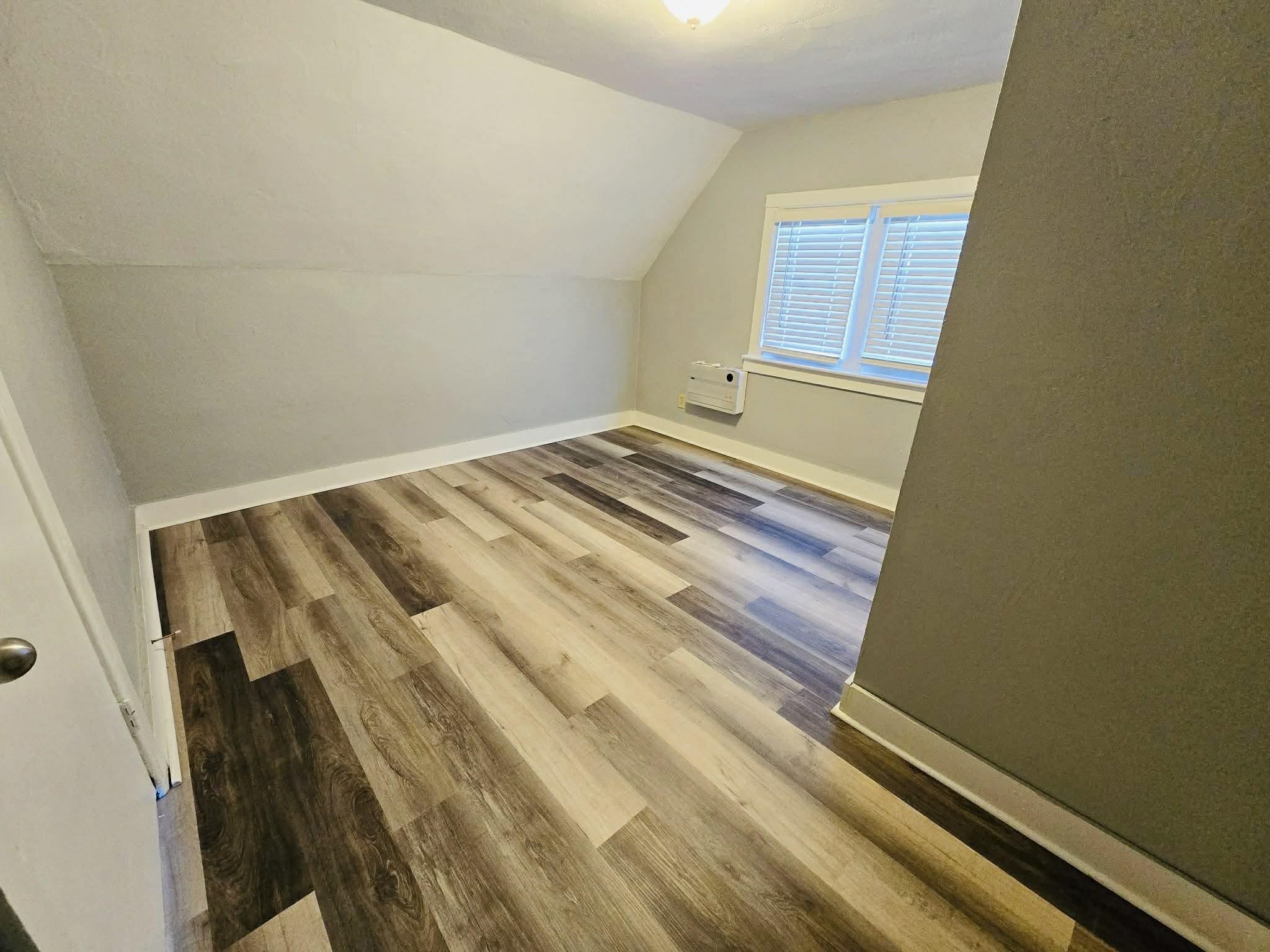 1135 Logan Avenue Sheboygan, WI 53083 - Photo 28 of 35