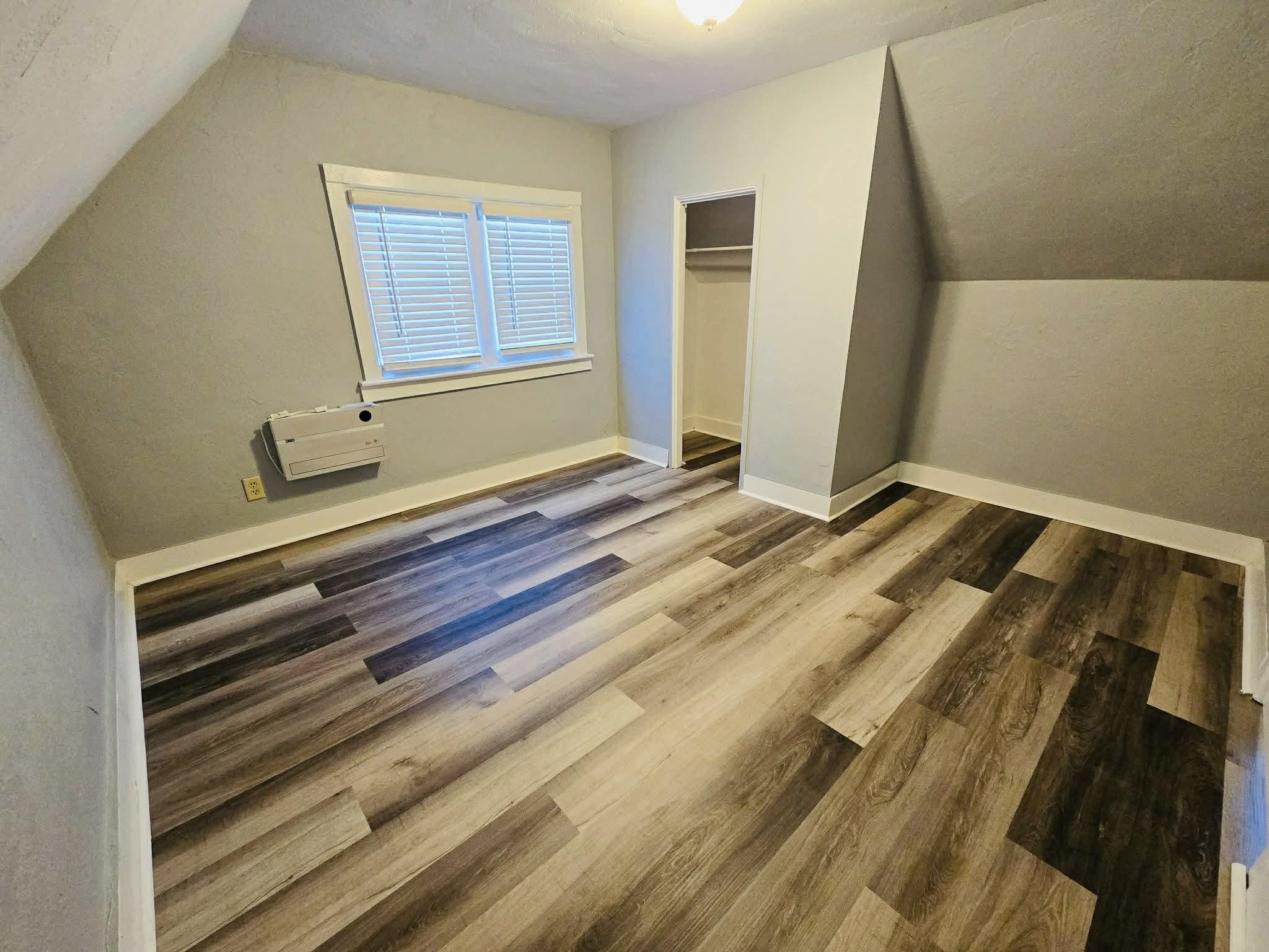 1135 Logan Avenue Sheboygan, WI 53083 - Photo 29 of 35