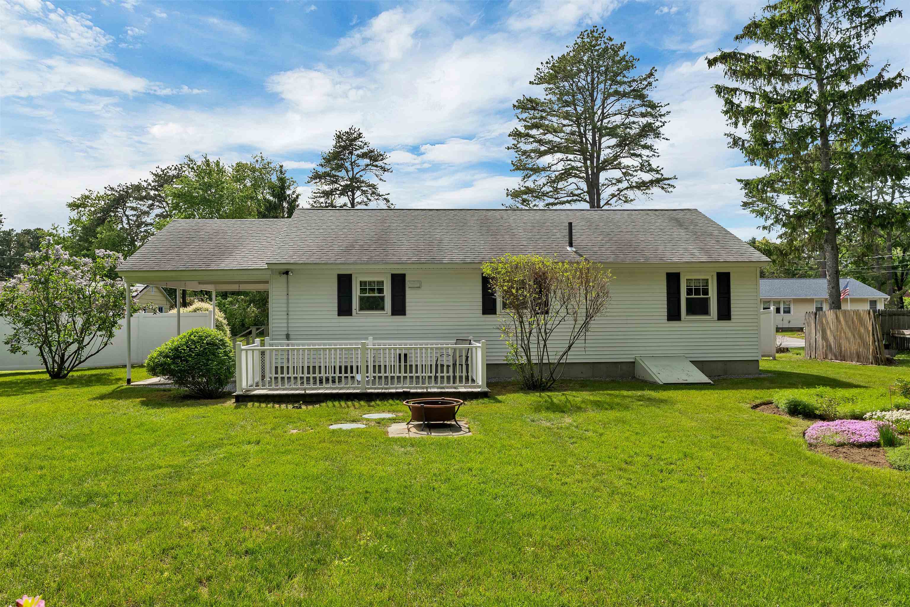 10 Guay Street Concord, NH 03301 - Photo 8 of 34