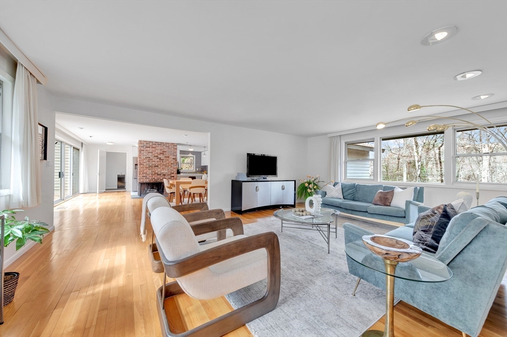 85 The Valley Road Concord, MA 01742 - Photo 15 of 40