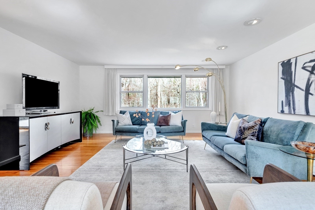 85 The Valley Road Concord, MA 01742 - Photo 16 of 40