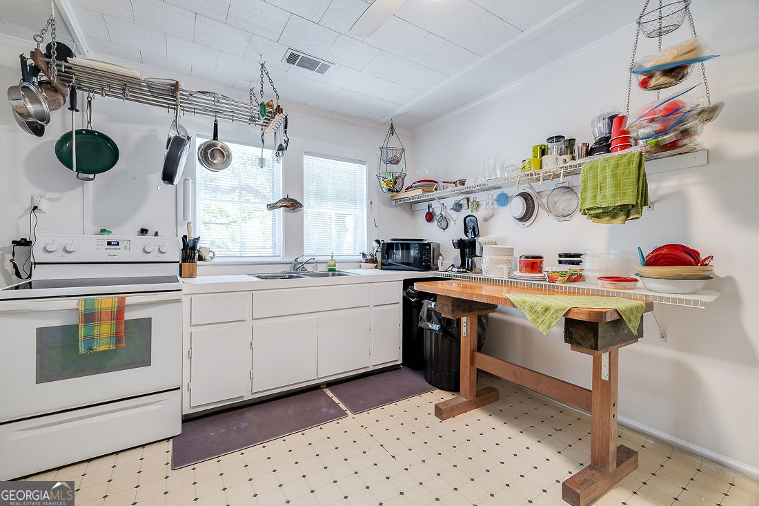 444 Harvey Road Bloomingdale, GA 31302 - Photo 14 of 33