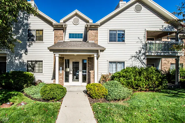 $258,000 | 946 Lenox Lane, Unit 104, Carmel, IN 46032