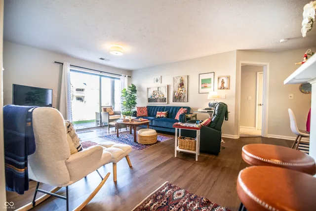 $258,000 | 946 Lenox Lane, Unit 104, Carmel, IN 46032