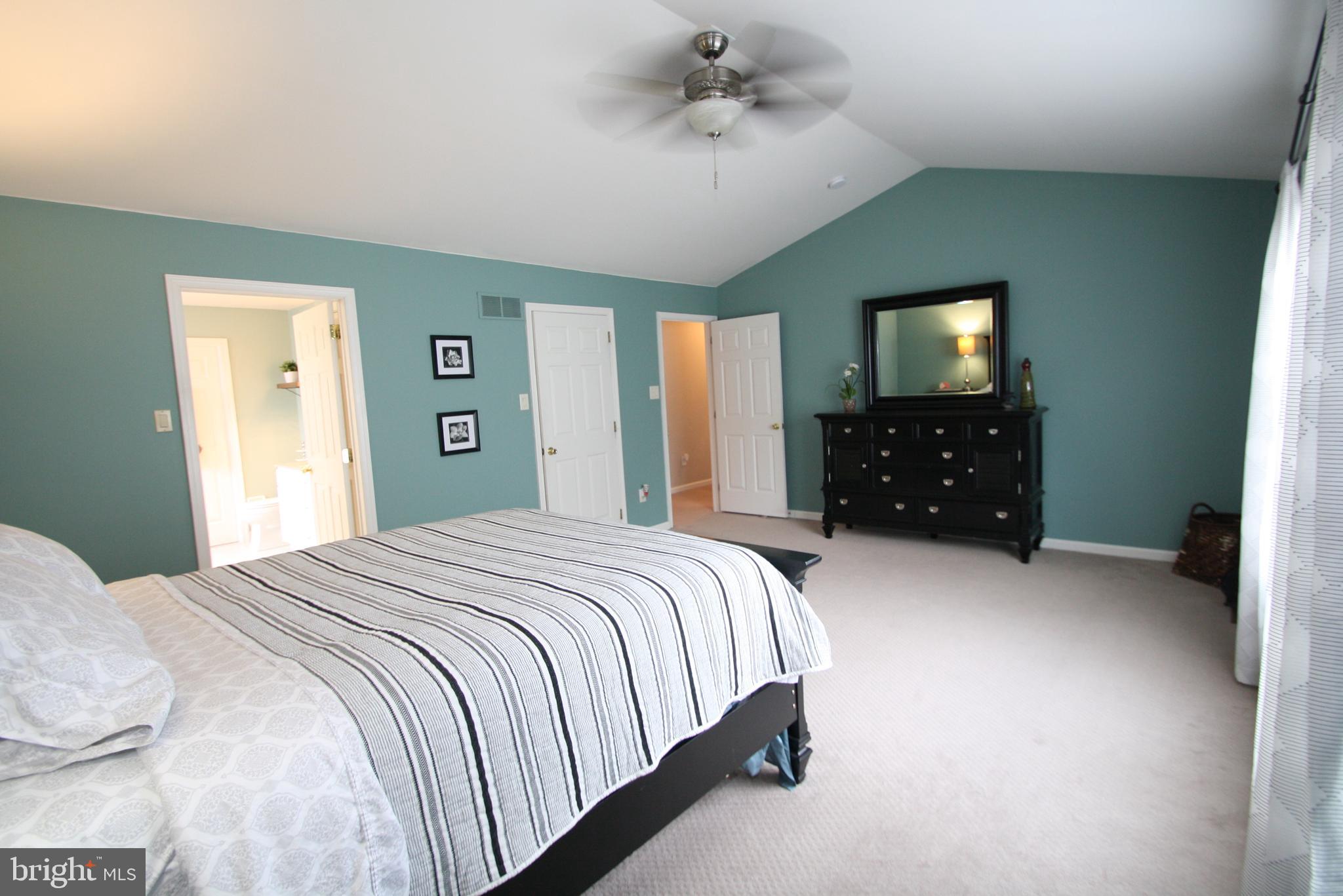 2844 Lee Drive Jamison, PA 18929 - Photo 12 of 33 Master Suite