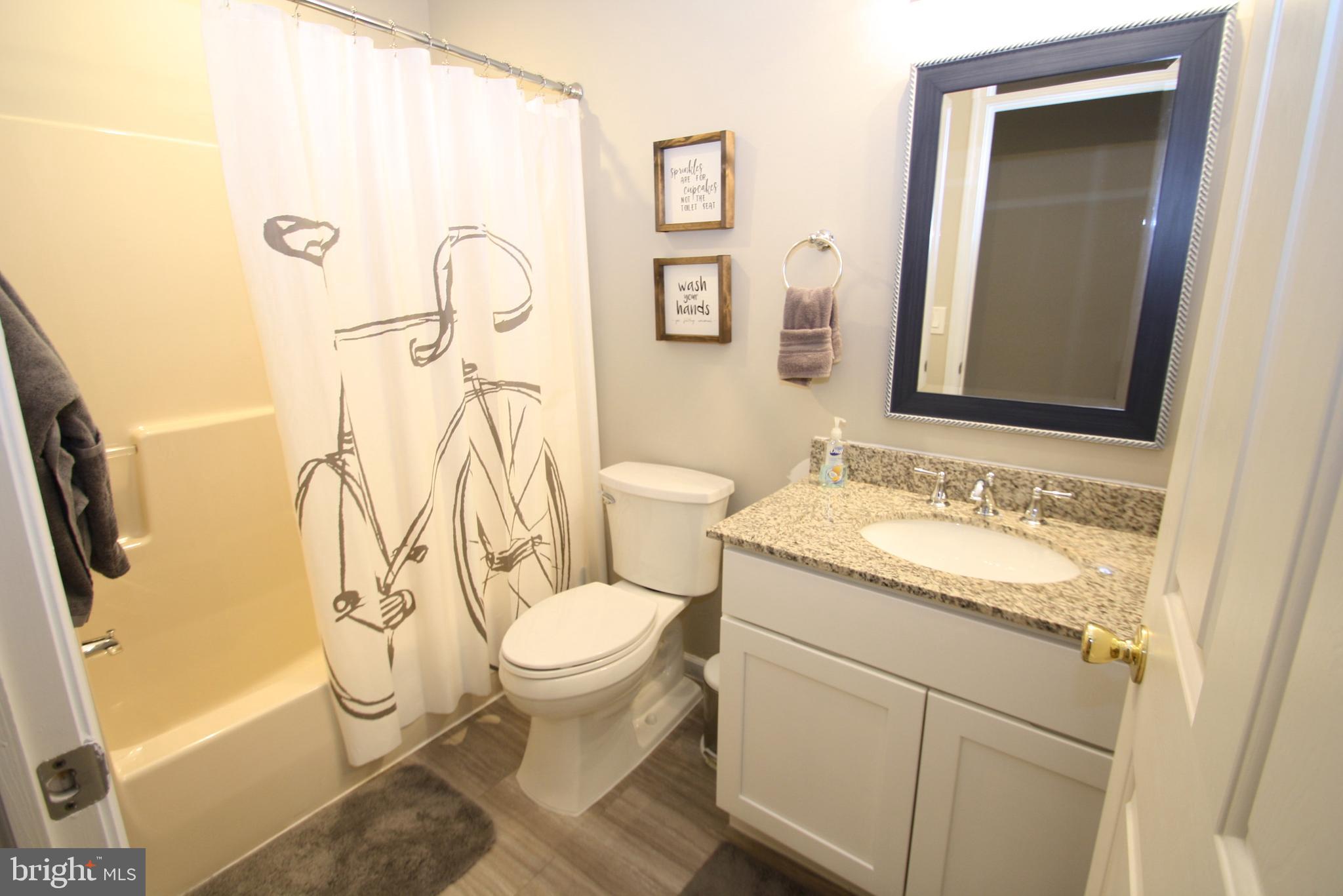 2844 Lee Drive Jamison, PA 18929 - Photo 17 of 33 Hall Bath