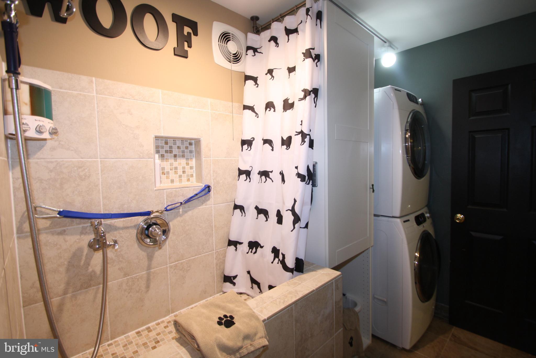 2844 Lee Drive Jamison, PA 18929 - Photo 19 of 33 Laundry/Dog Wash Station