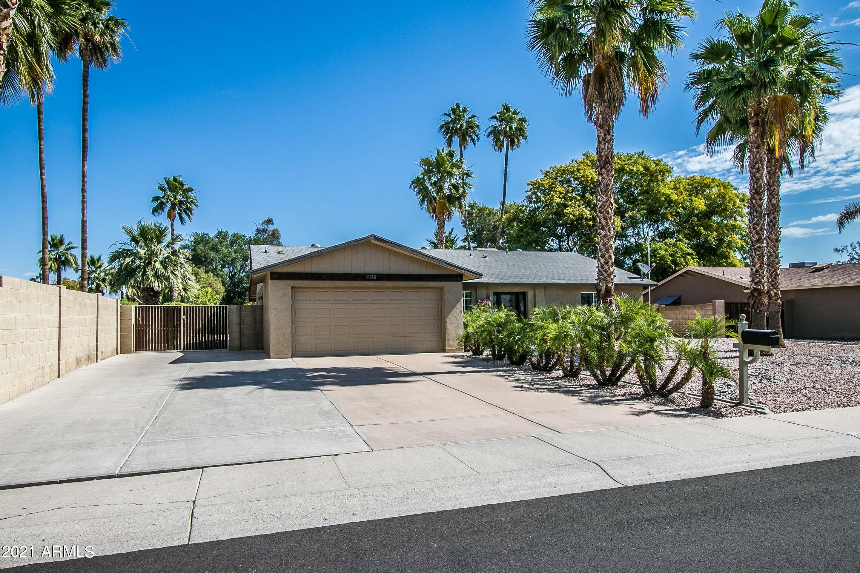 4518 East Hearn Road Phoenix, AZ 85032 - Photo 2 of 30 Hearn Rd-2