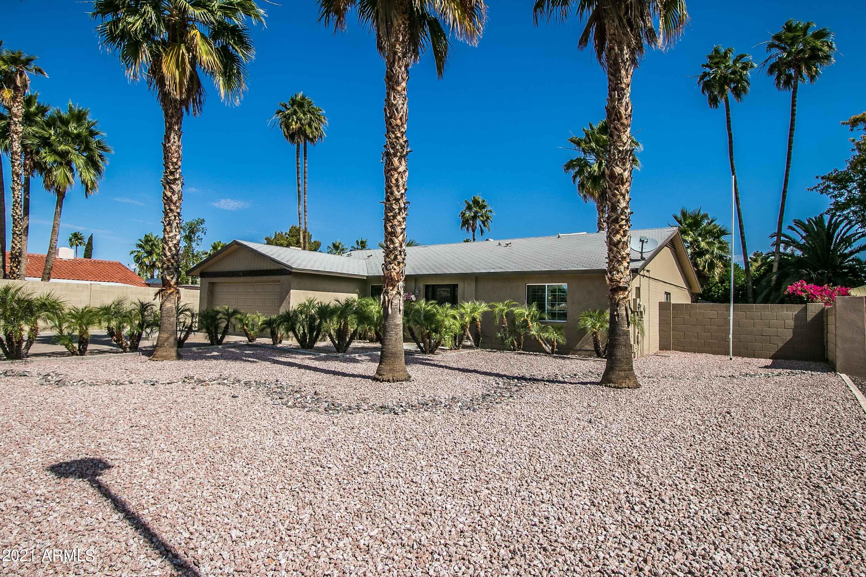 4518 East Hearn Road Phoenix, AZ 85032 - Photo 3 of 30 Hearn Rd-3
