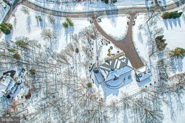 $3,000,000 | 40436 Beacon Hill Drive, Leesburg, VA 20176