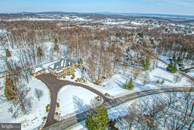 $3,000,000 | 40436 Beacon Hill Drive, Leesburg, VA 20176