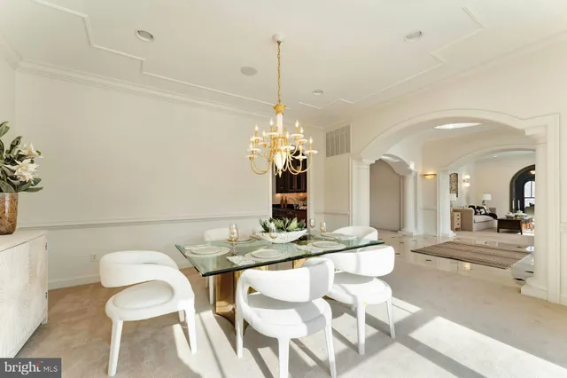 $3,000,000 | 40436 Beacon Hill Drive, Leesburg, VA 20176