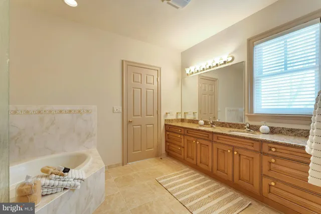 $3,000,000 | 40436 Beacon Hill Drive, Leesburg, VA 20176