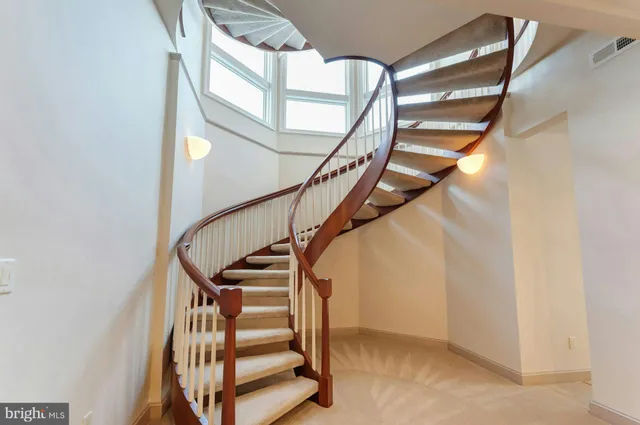 $3,000,000 | 40436 Beacon Hill Drive, Leesburg, VA 20176