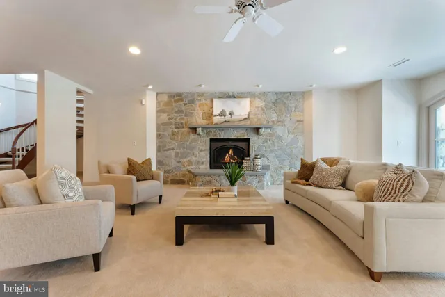 $3,000,000 | 40436 Beacon Hill Drive, Leesburg, VA 20176