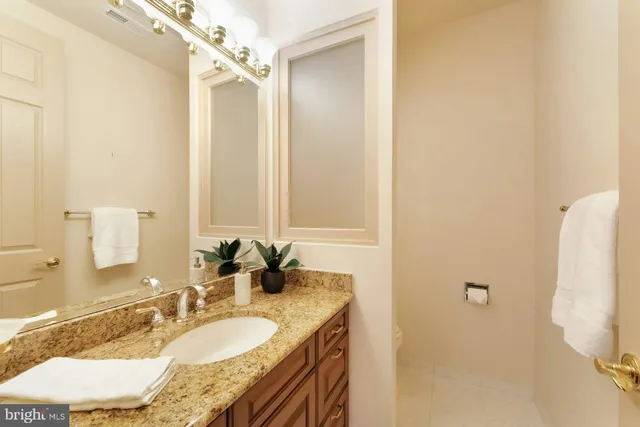 $3,000,000 | 40436 Beacon Hill Drive, Leesburg, VA 20176