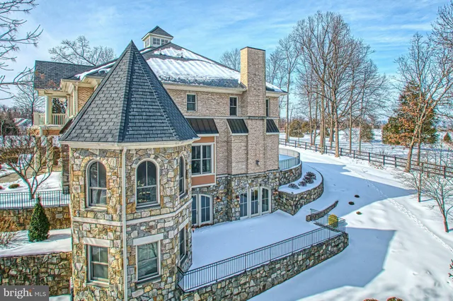 $3,000,000 | 40436 Beacon Hill Drive, Leesburg, VA 20176