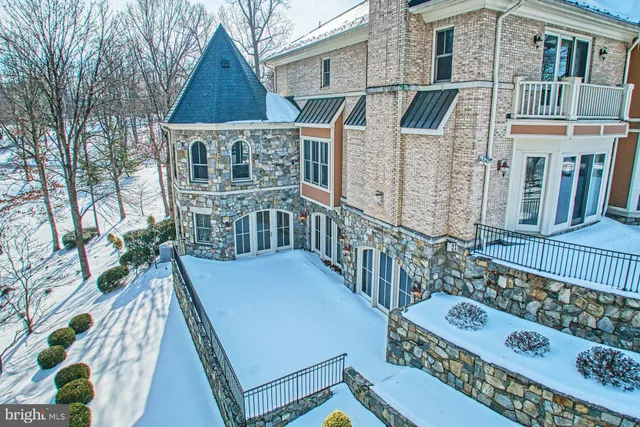 $3,000,000 | 40436 Beacon Hill Drive, Leesburg, VA 20176