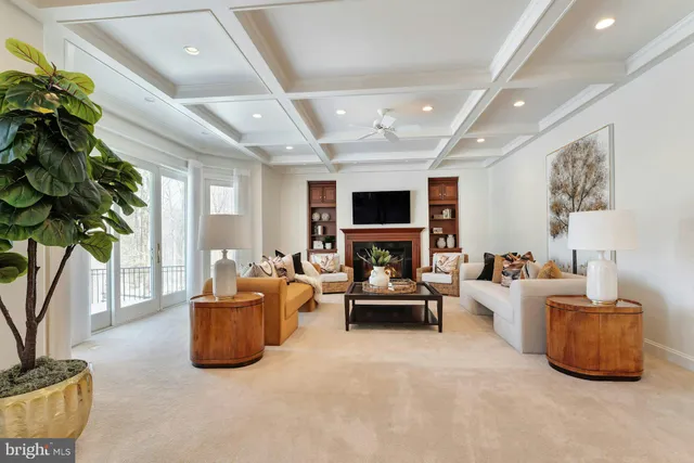 $3,000,000 | 40436 Beacon Hill Drive, Leesburg, VA 20176