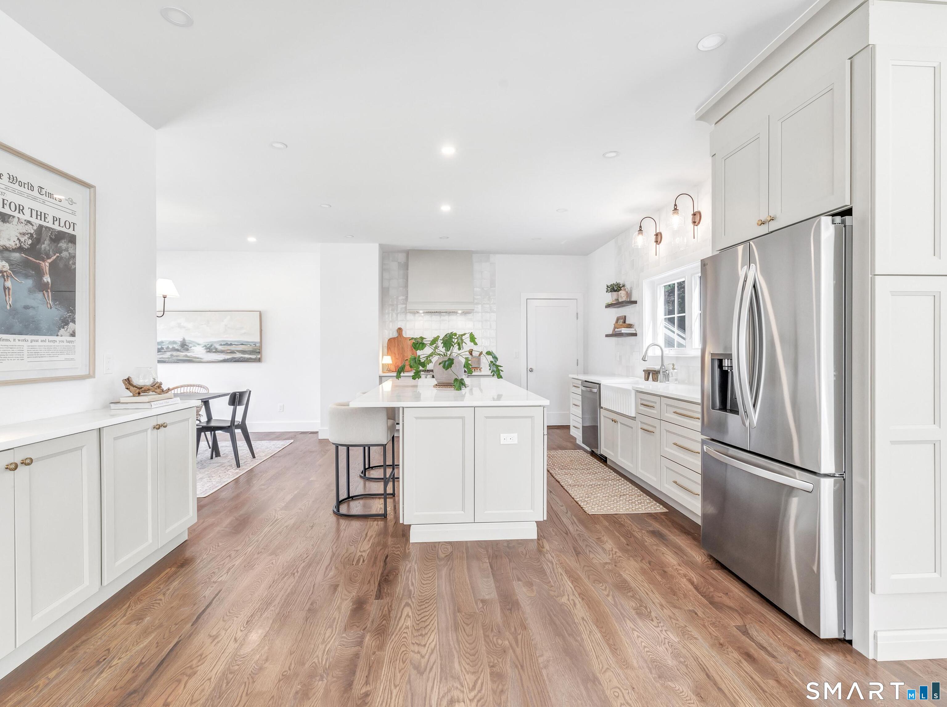 39 Commodore Place Milford, CT 06460 - Photo 6 of 40